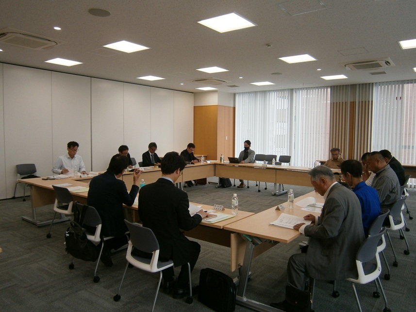 2-8理事会・支部会「R6理事会の様子」